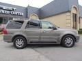 Mineral Grey Metallic - Navigator Ultimate Photo No. 4