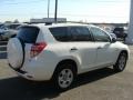 Super White - RAV4 4WD Photo No. 4