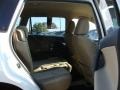 Super White - RAV4 4WD Photo No. 12
