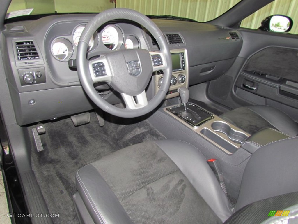 2011 Challenger SRT8 392 - Brilliant Black Crystal Pearl / Dark Slate Gray photo #14