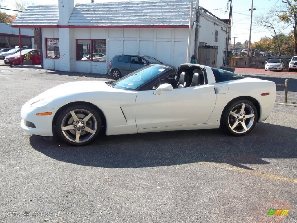 Arctic White 2006 Chevrolet Corvette Coupe Exterior Photo #56252090