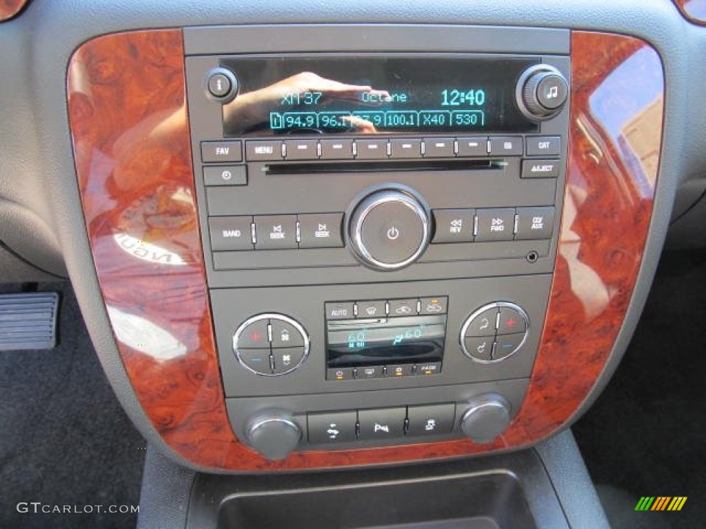 2012 Chevrolet Avalanche LT 4x4 Audio System Photos