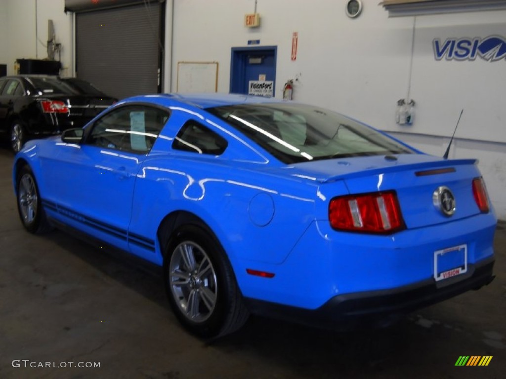 2010 Mustang V6 Coupe - Grabber Blue / Stone photo #14