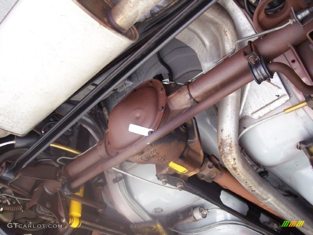 1986 Chevrolet Camaro Z28 Coupe Undercarriage Photo #56259326