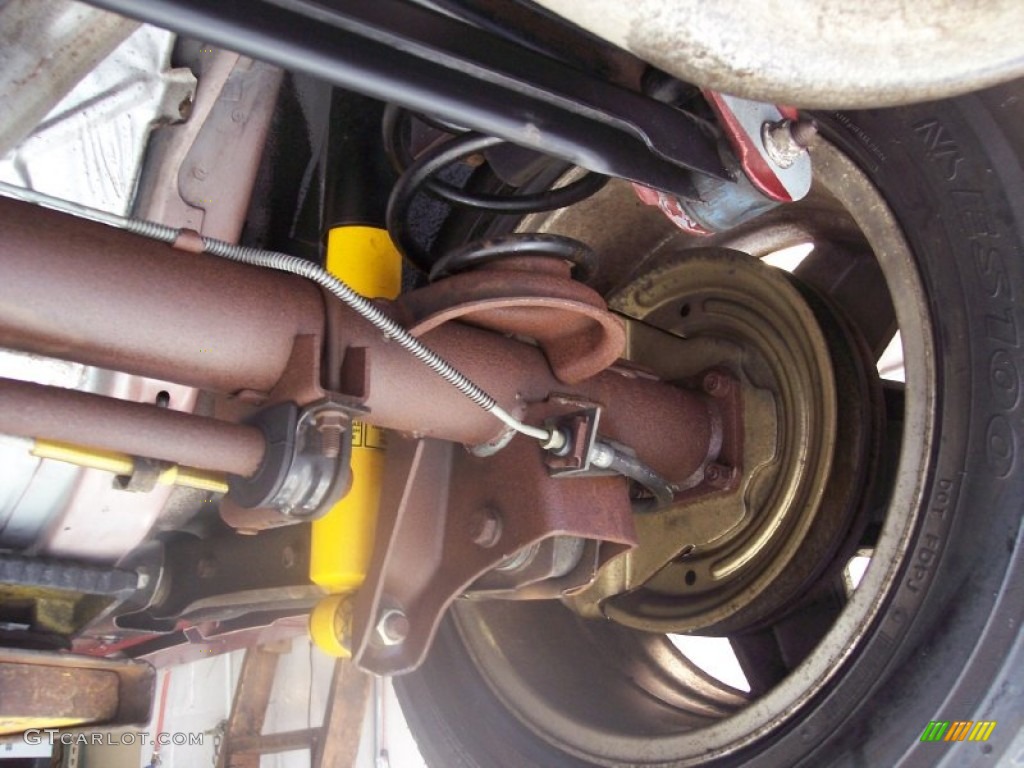 1986 Chevrolet Camaro Z28 Coupe Undercarriage Photo #56259344