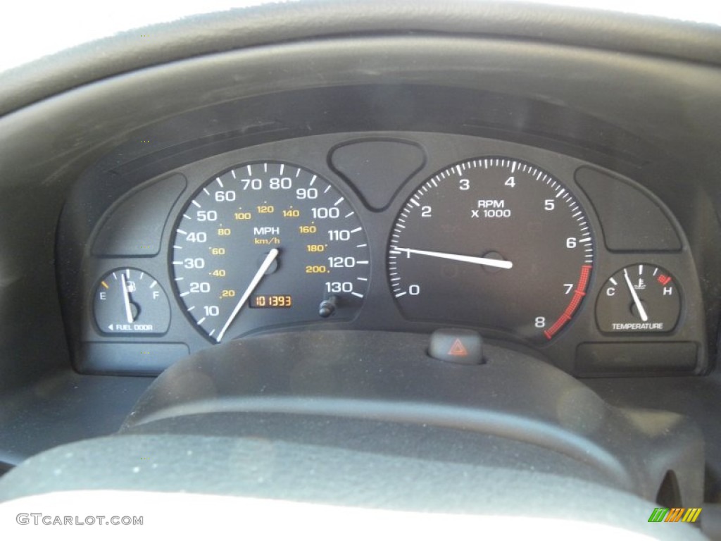 2002 Saturn S Series SC2 Coupe Gauges Photo #56260487
