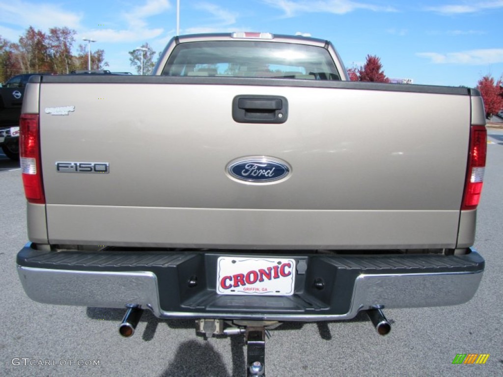 2005 F150 XL SuperCab - Arizona Beige Metallic / Tan photo #4