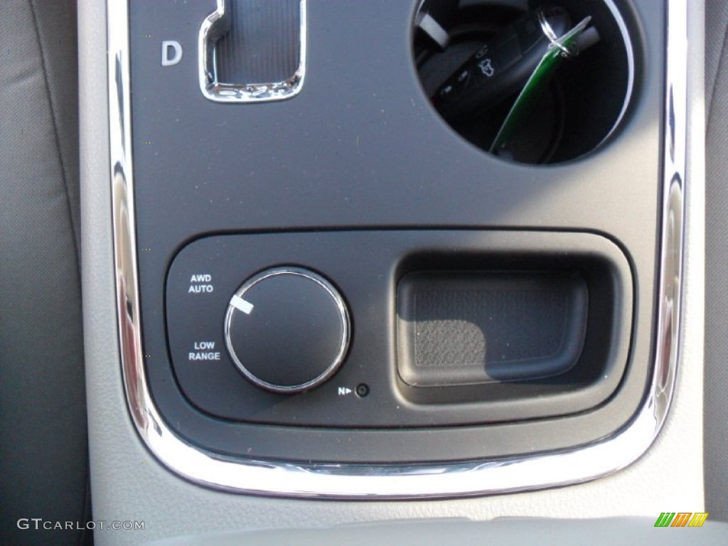 2012 Dodge Durango Crew AWD Controls Photo #56263439