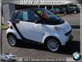 Crystal White - fortwo passion cabriolet Photo No. 1