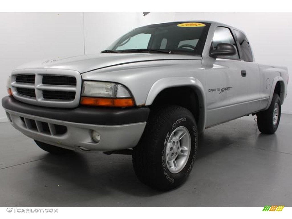 2001 Dakota Sport Club Cab 4x4 - Bright Silver Metallic / Dark Slate Gray photo #1