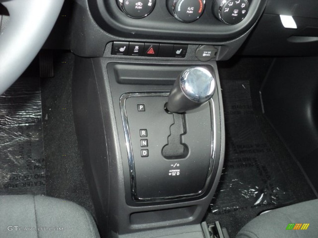 2012 Jeep Patriot Latitude 4x4 CVT II Automatic Transmission Photo #56271770
