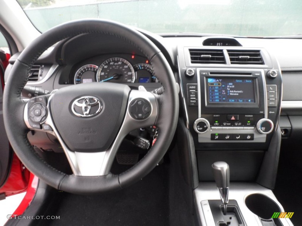 2012 Toyota Camry SE Black Dashboard Photo #56272084