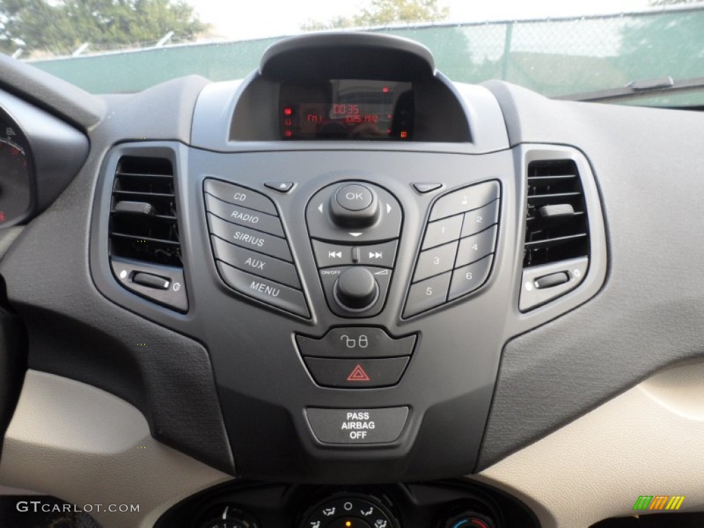 2012 Ford Fiesta S Sedan Controls Photo #56272505