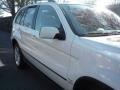 2005 Alpine White BMW X5 4.4i  photo #11