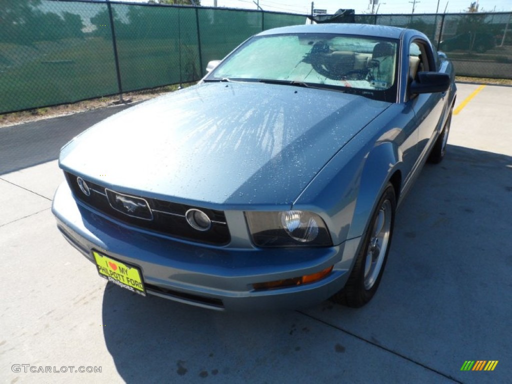 2006 Mustang V6 Premium Coupe - Windveil Blue Metallic / Light Parchment photo #7