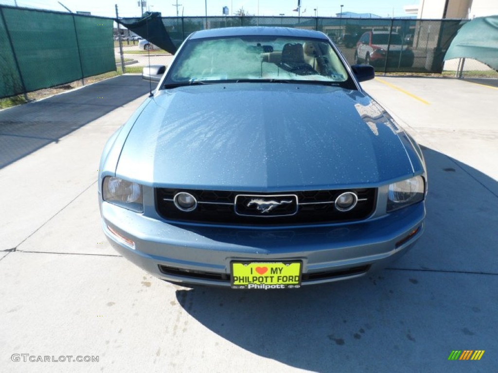 2006 Mustang V6 Premium Coupe - Windveil Blue Metallic / Light Parchment photo #8