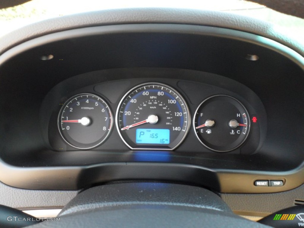 2012 Hyundai Santa Fe GLS Gauges Photo #56282094