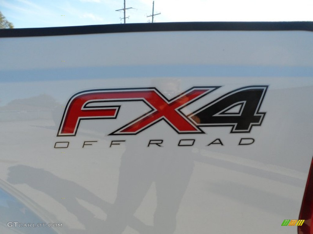 2012 F250 Super Duty XL Crew Cab 4x4 - Oxford White / Steel photo #17