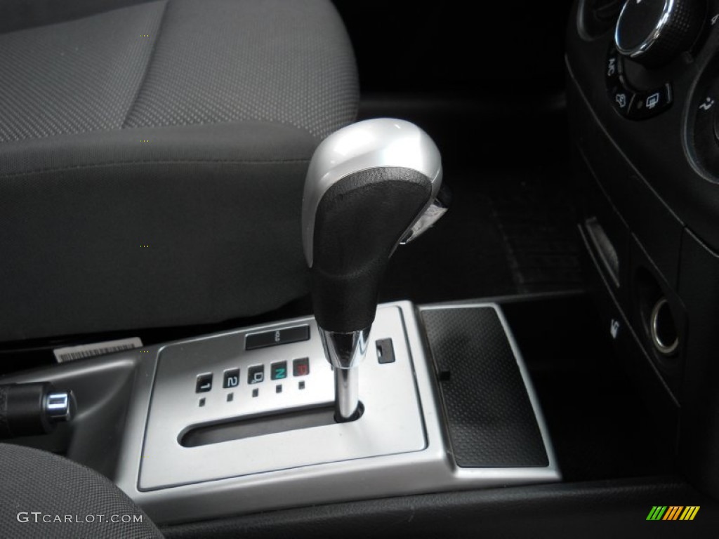 2010 Aveo LT Sedan - Medium Gray / Charcoal photo #9