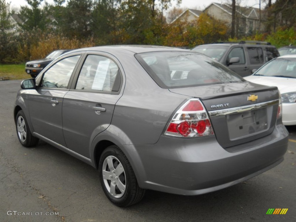2010 Aveo LT Sedan - Medium Gray / Charcoal photo #11