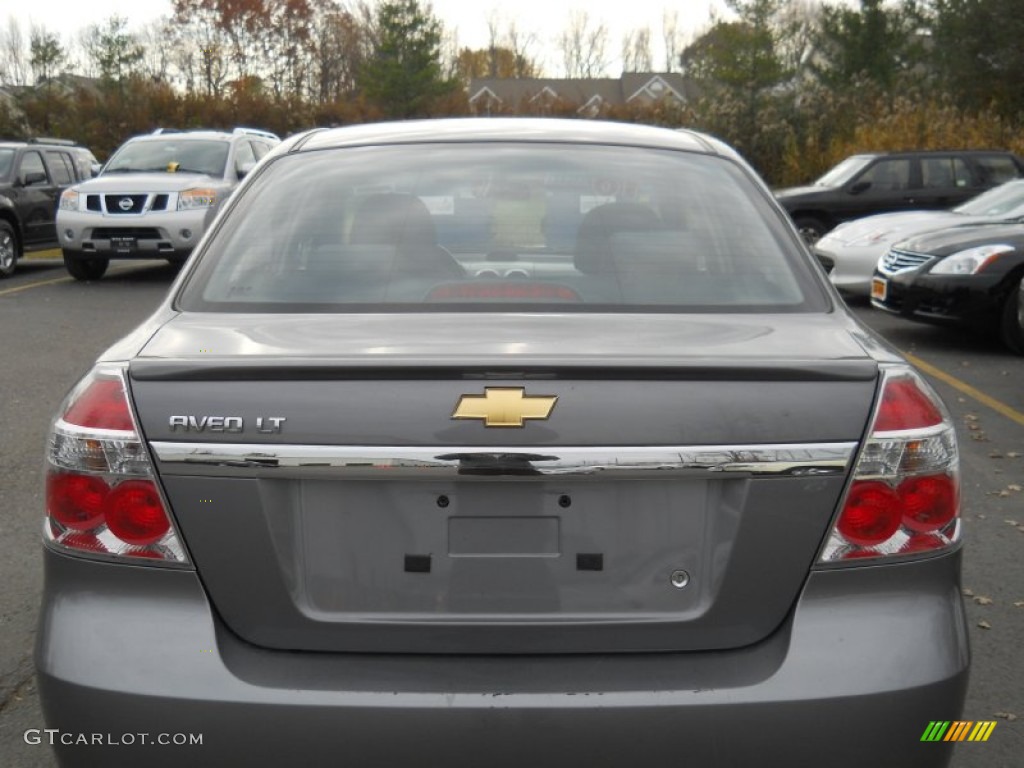 2010 Aveo LT Sedan - Medium Gray / Charcoal photo #12