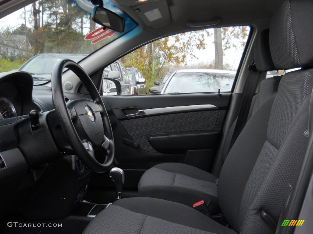 2010 Aveo LT Sedan - Medium Gray / Charcoal photo #19