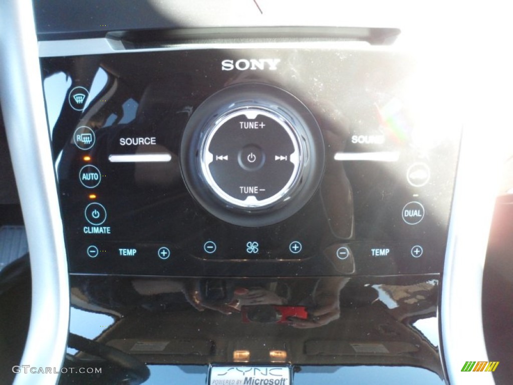 2012 Edge Limited EcoBoost - White Platinum Metallic Tri-Coat / Charcoal Black photo #32