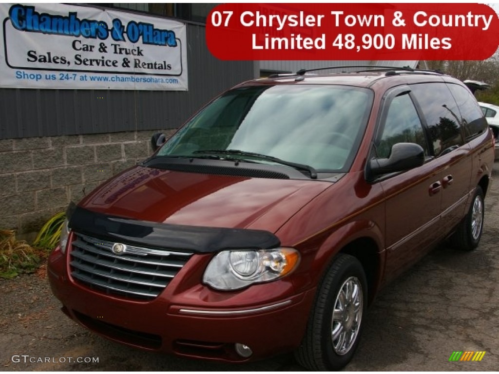 2007 Town & Country Limited - Cognac Crystal Pearl / Dark Khaki/Light Graystone photo #1