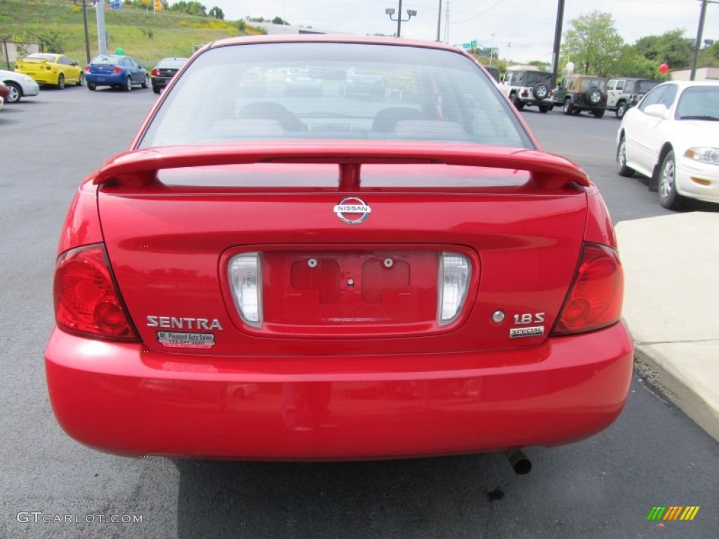2005 Sentra 1.8 S Special Edition - Code Red / Charcoal photo #3