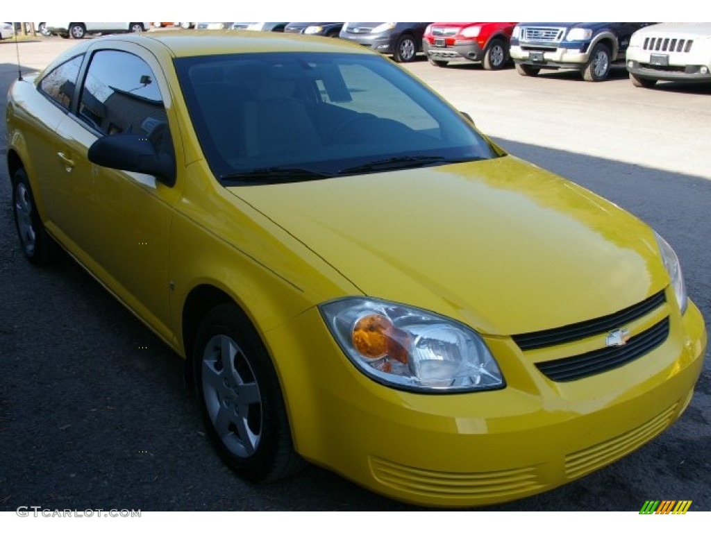 2007 Cobalt LS Coupe - Rally Yellow / Gray photo #13