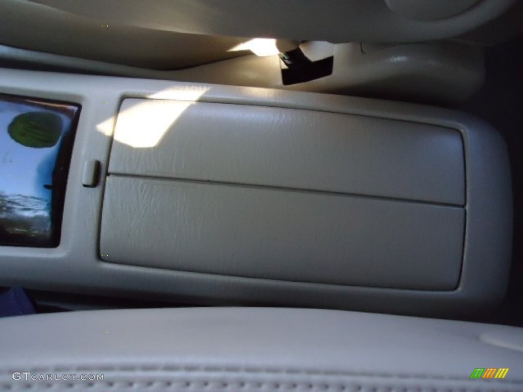 2002 Highlander V6 4WD - Electric Green Mica / Ivory photo #23