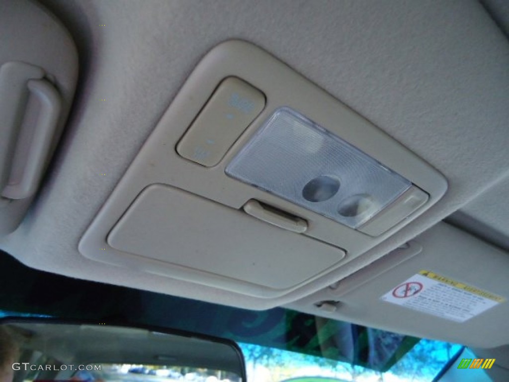 2002 Highlander V6 4WD - Electric Green Mica / Ivory photo #24