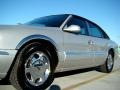 2001 Silver Frost Metallic Lincoln Continental   photo #5