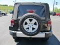 Black - Wrangler Unlimited Sahara 4x4 Photo No. 3