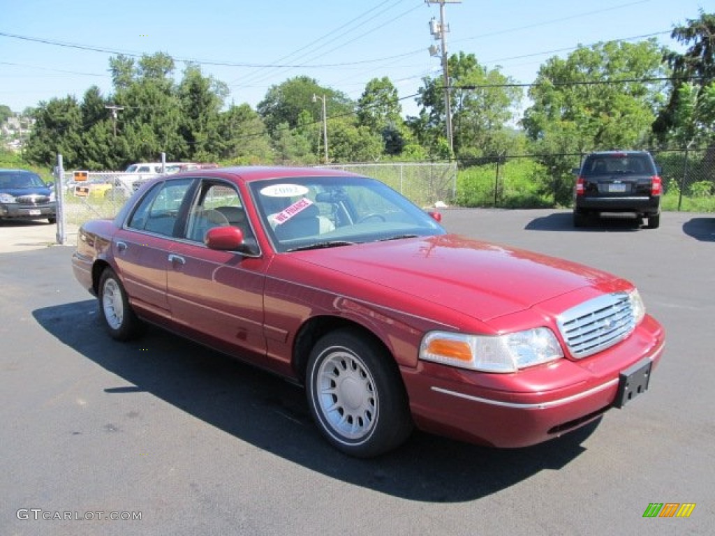 2002 Crown Victoria LX - Matador Red Metallic / Medium Parchment photo #5