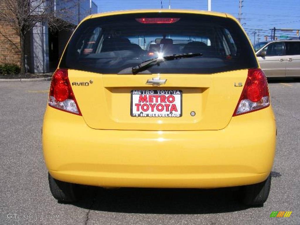 2008 Aveo Aveo5 LS - Summer Yellow / Charcoal photo #4