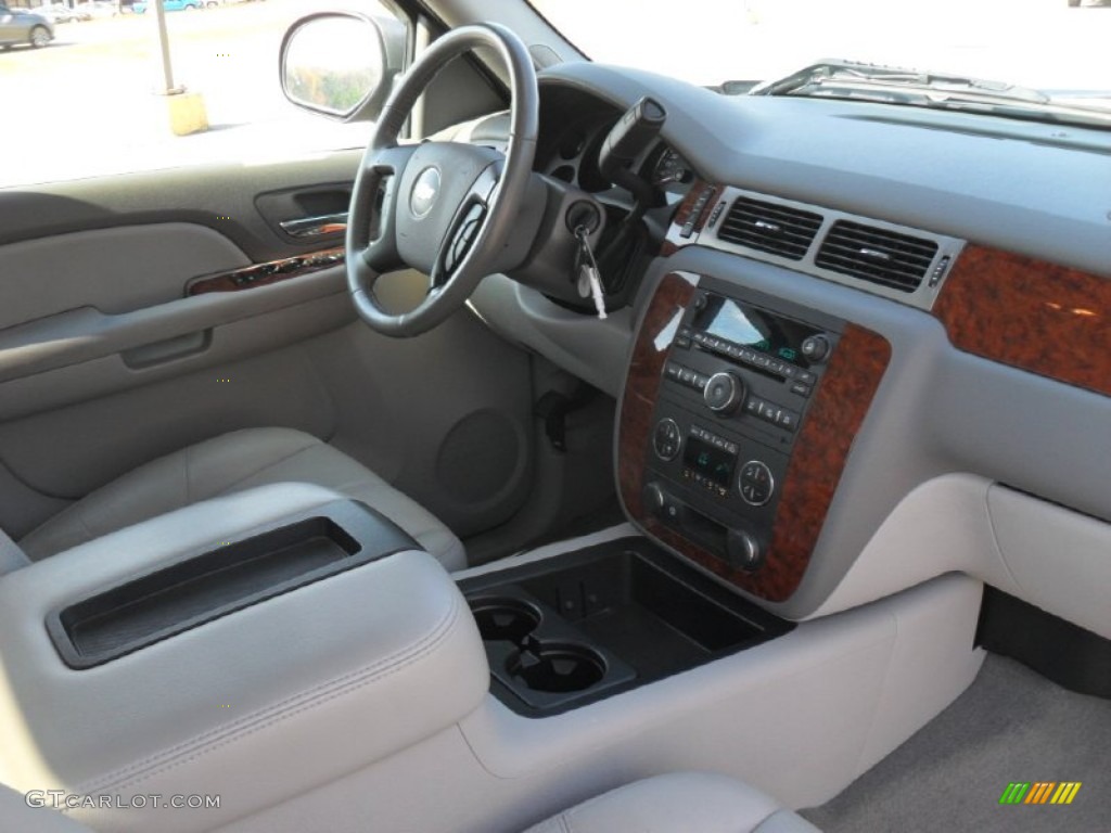 2007 Silverado 1500 LTZ Extended Cab - Graystone Metallic / Light Titanium/Ebony Black photo #19