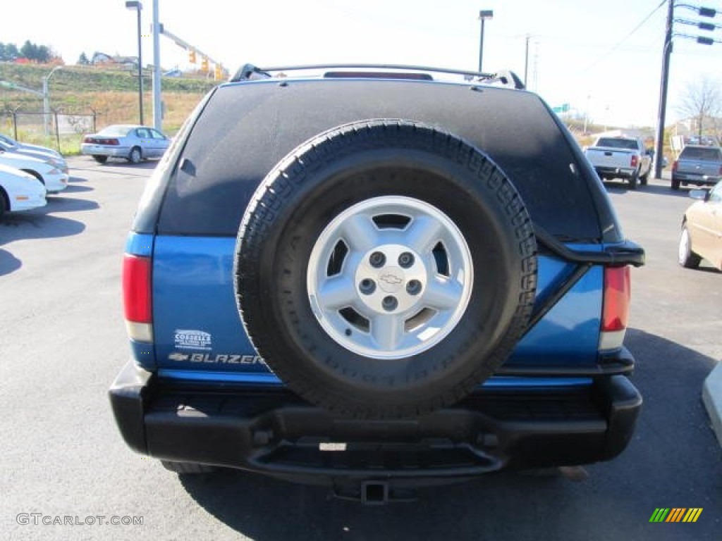 Space Blue Metallic 2000 Chevrolet Blazer ZR2 4x4 Exterior Photo #56296050