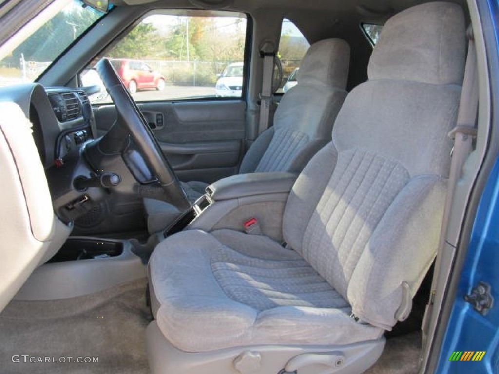 Medium Gray Interior 2000 Chevrolet Blazer ZR2 4x4 Photo #56296101