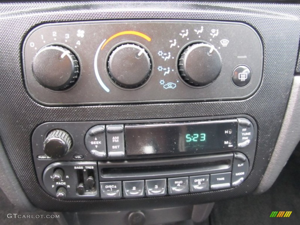 2002 Dodge Stratus SE Sedan Controls Photo #56297058