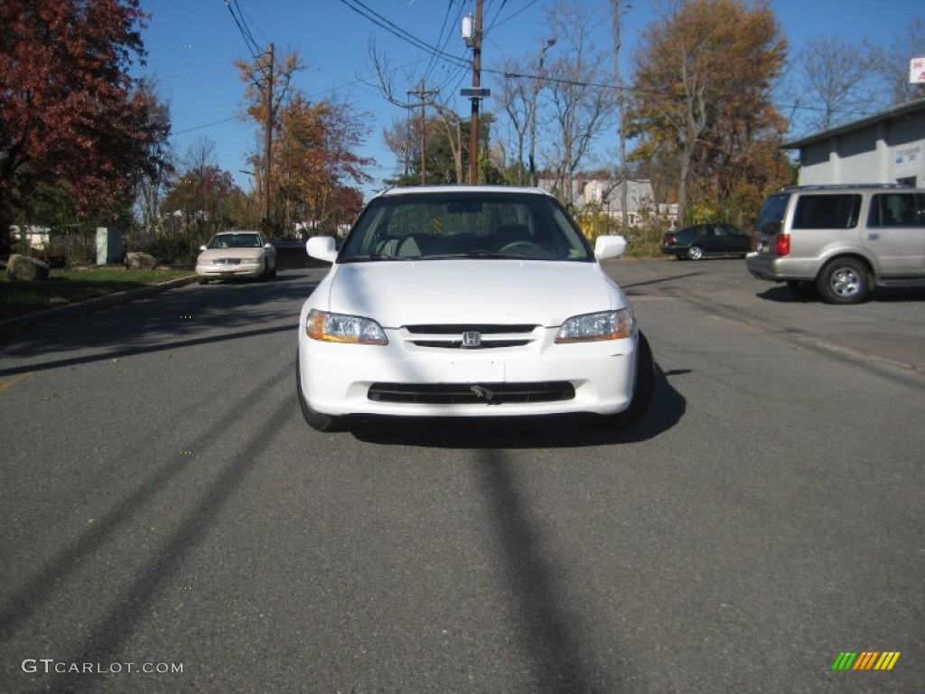 1999 Accord EX Sedan - Taffeta White / Ivory photo #2