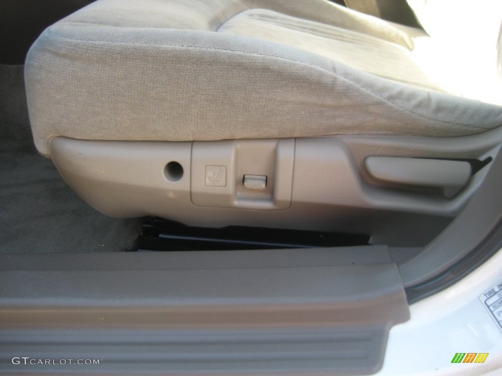 1999 Accord EX Sedan - Taffeta White / Ivory photo #18