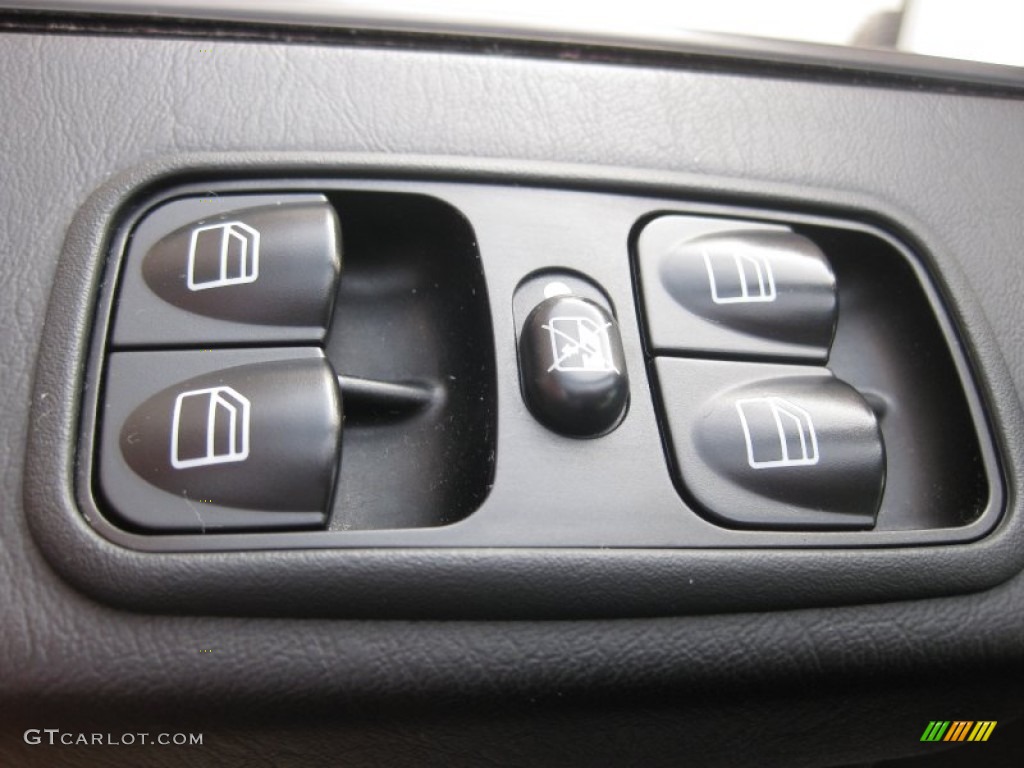2008 Mercedes-Benz G 55 AMG Controls Photo #56300619