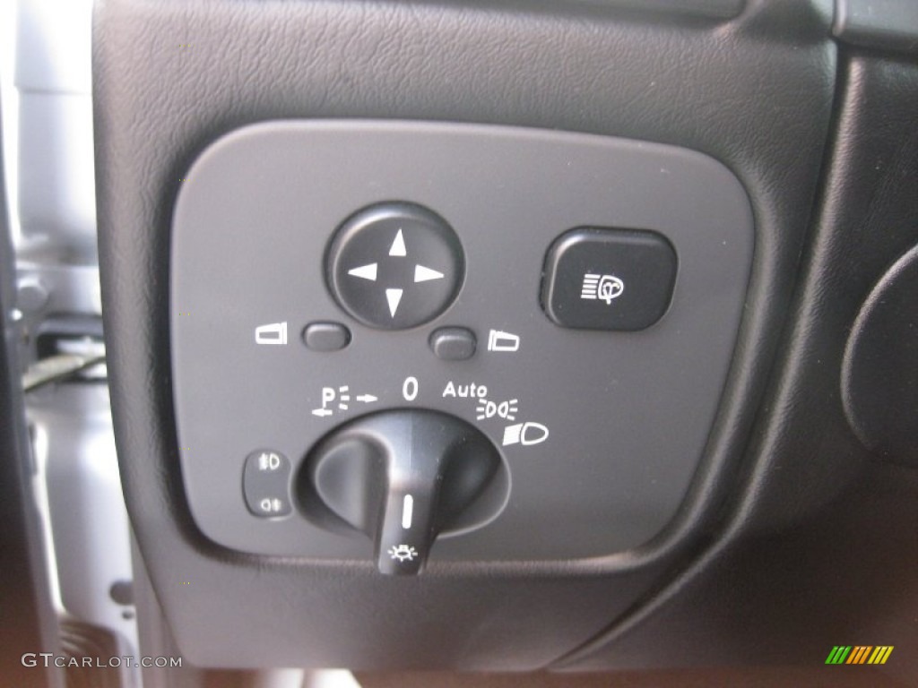 2008 Mercedes-Benz G 55 AMG Controls Photo #56300640