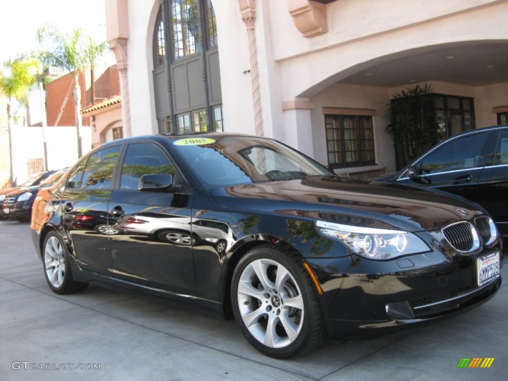 Black Sapphire Metallic BMW 5 Series