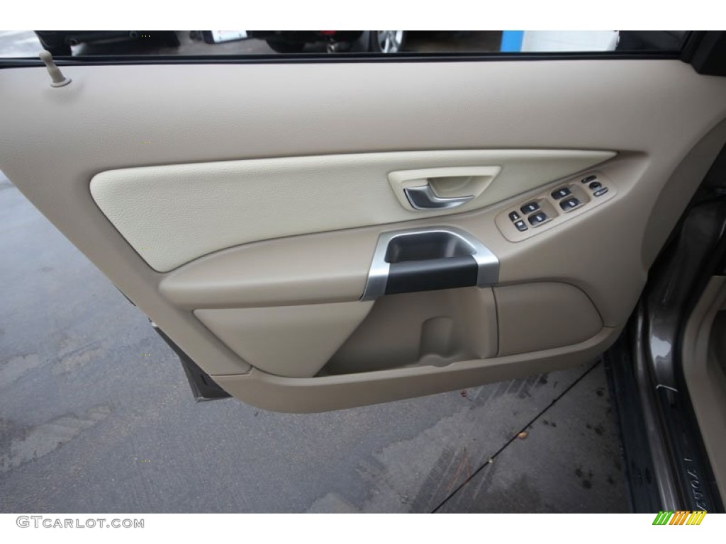 2012 Volvo XC90 3.2 Door Panel Photos