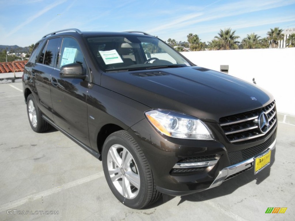 2012 ML 350 4Matic - Dakota Brown Metallic / Almond Beige photo #1