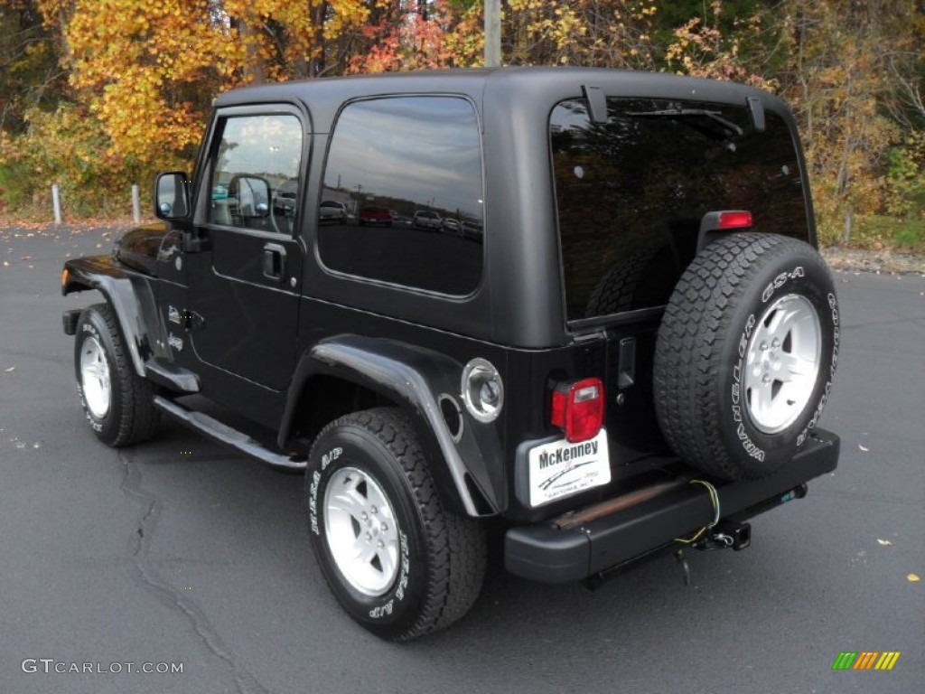 2004 Wrangler Sahara 4x4 - Black / Khaki photo #2