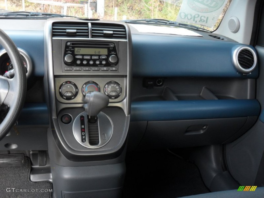 2006 Element EX-P AWD - Atomic Blue Metallic / Black/Gray photo #17