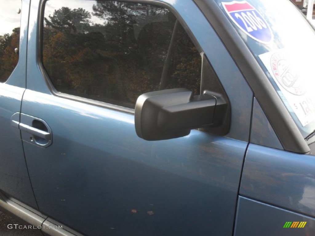 2006 Element EX-P AWD - Atomic Blue Metallic / Black/Gray photo #23